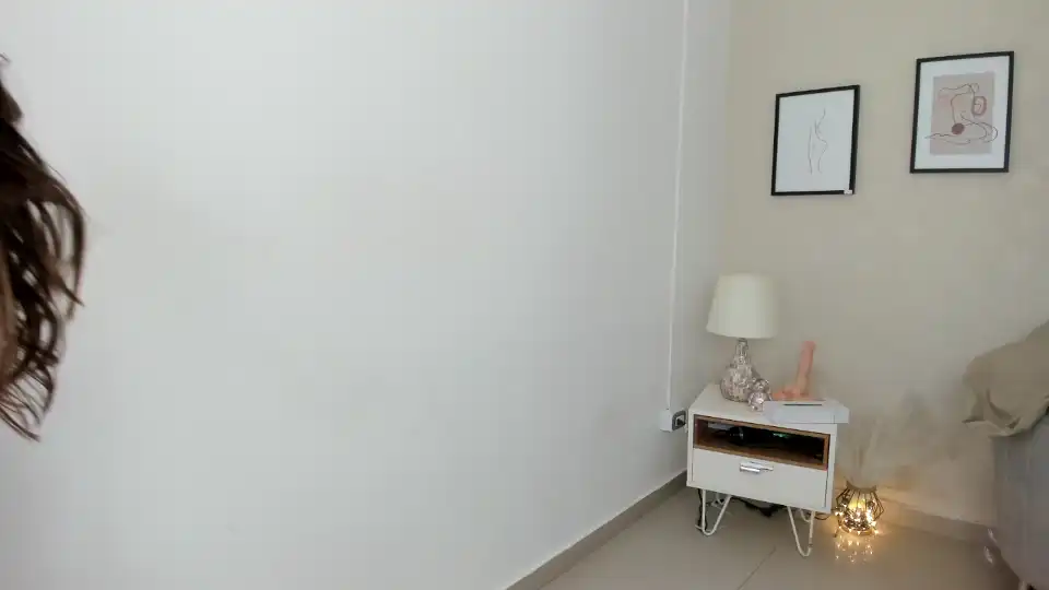 Hellen_Coy - Chaturbate Record Video - 2025 01-28 06:15:20