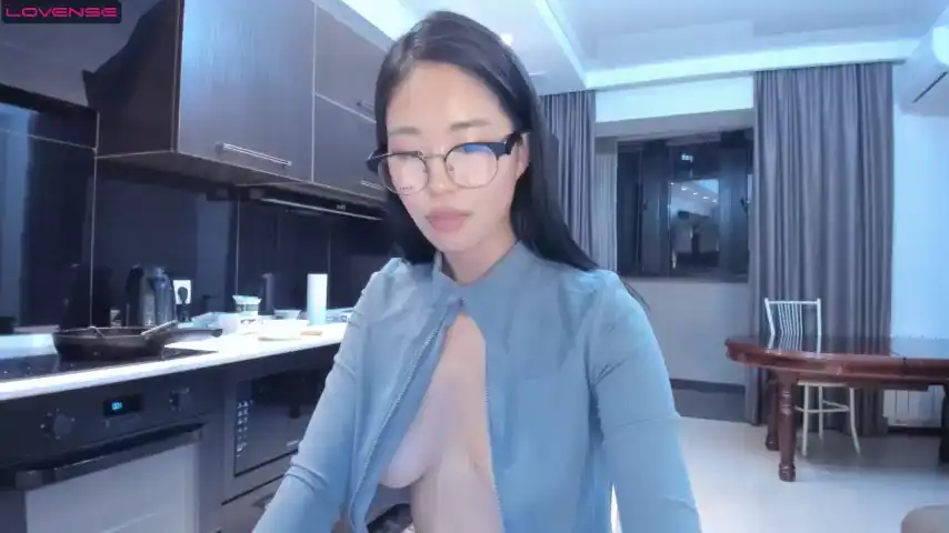 Hinakura_Lim - Chaturbate Free Video - 2025 04-07 14:41:04