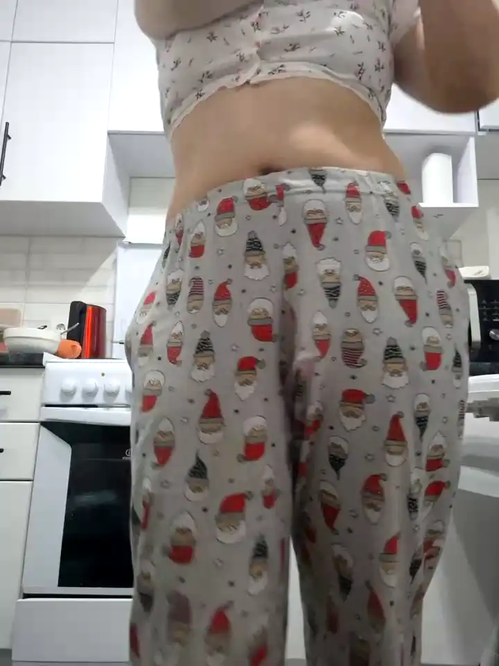 Homegirl_Emily - Stripchat Live Video Recording - 2025 04-07 10:49:20