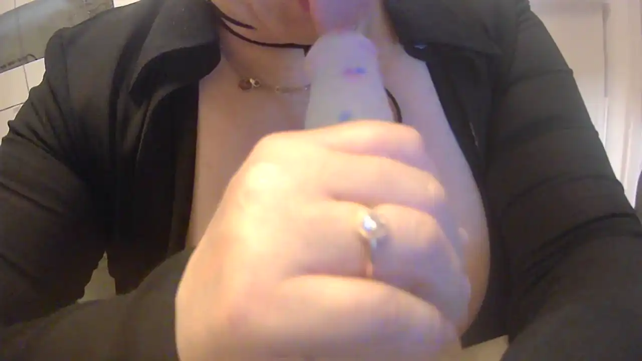 Honey4444 - Cam4 Private Video - 2025 01-19 22:30:43