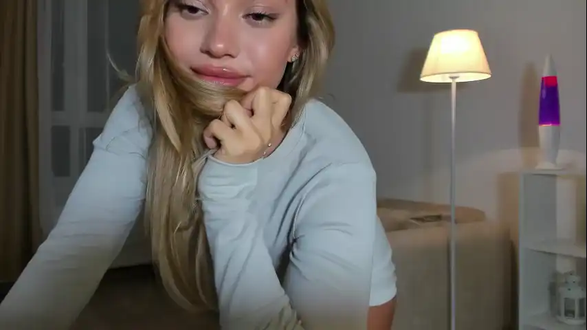 Honeybae3 - Chaturbate Hot Show Video - 2025 01-29 15:56:29