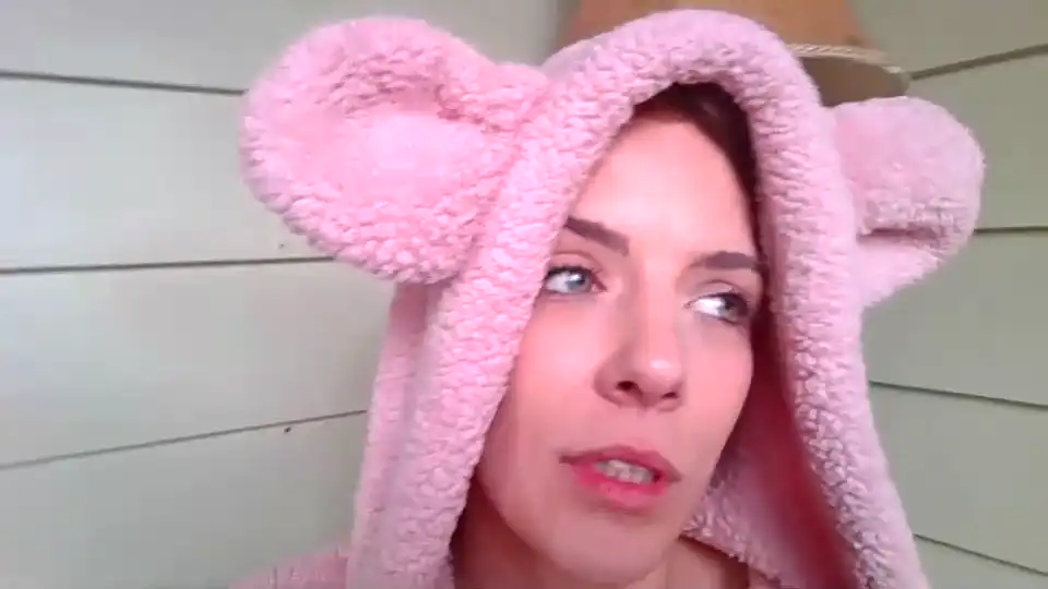 Juicyjaelee - Chaturbate Private Video - 2025 01-16 04:25:36