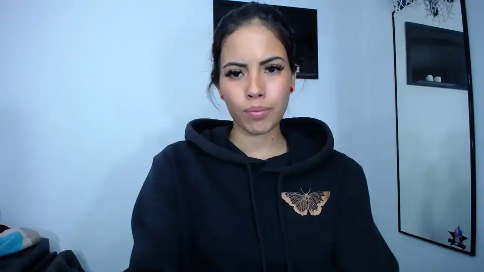 Julieth_Adams - Manyvids Live Live Video Recording - 2025 03-06 27:32:07