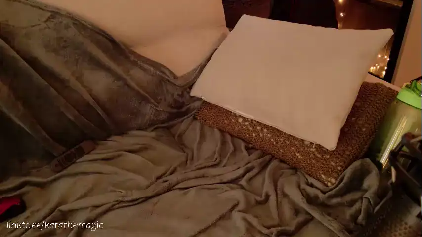 Karathemagic - Chaturbate Live Video Recording - 2025 01-24 21:08:13