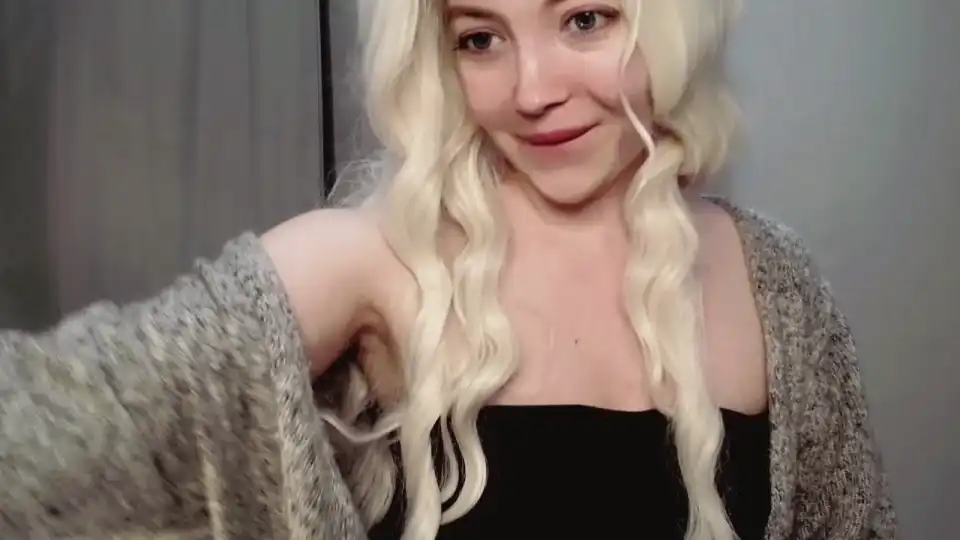 Karolinaem_ - Showup Live Video Recording - 2025 05-02 11:48:04