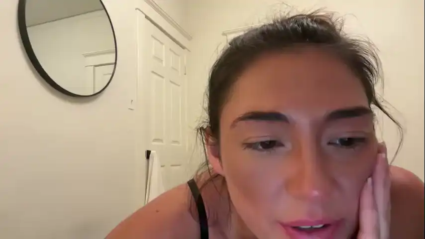 Katerinavalentine - Chaturbate Hot Show Video - 2025 01-01 17:38:18