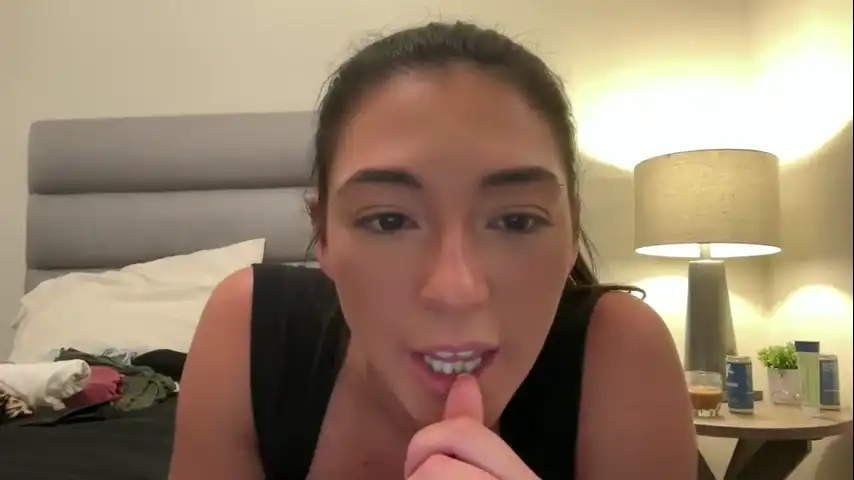 Katerinavalentine - Chaturbate Live Video Recording - 2025 03-06 15:14:24