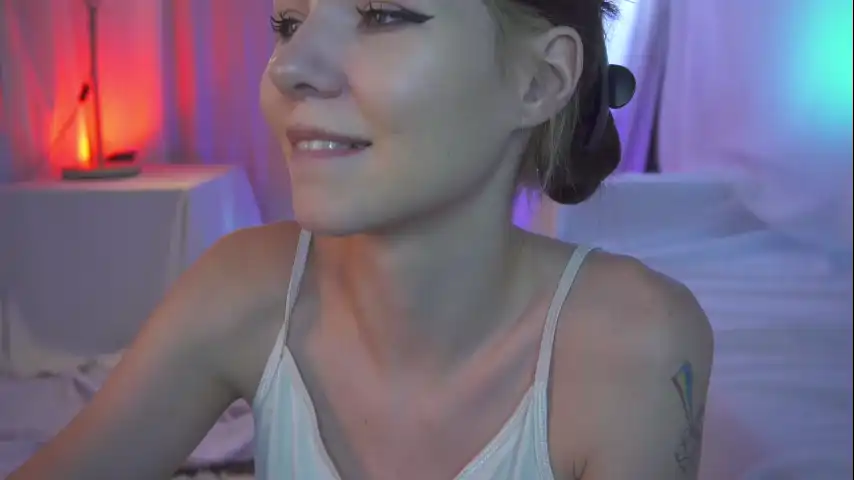 Kateuwugirl - Chaturbate Free Video - 2025 03-06 25:44:08